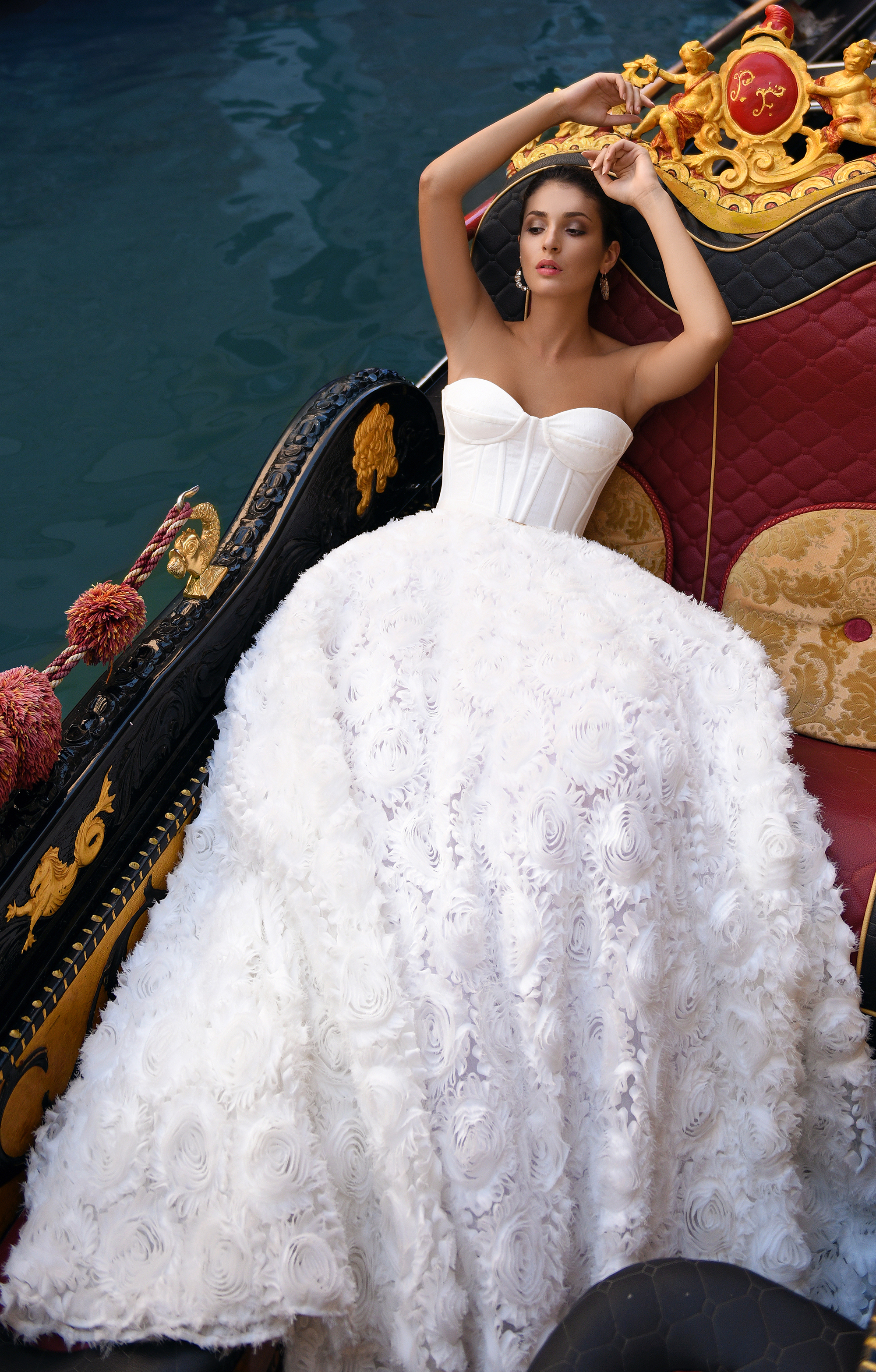 Wedding dress "White Rose"