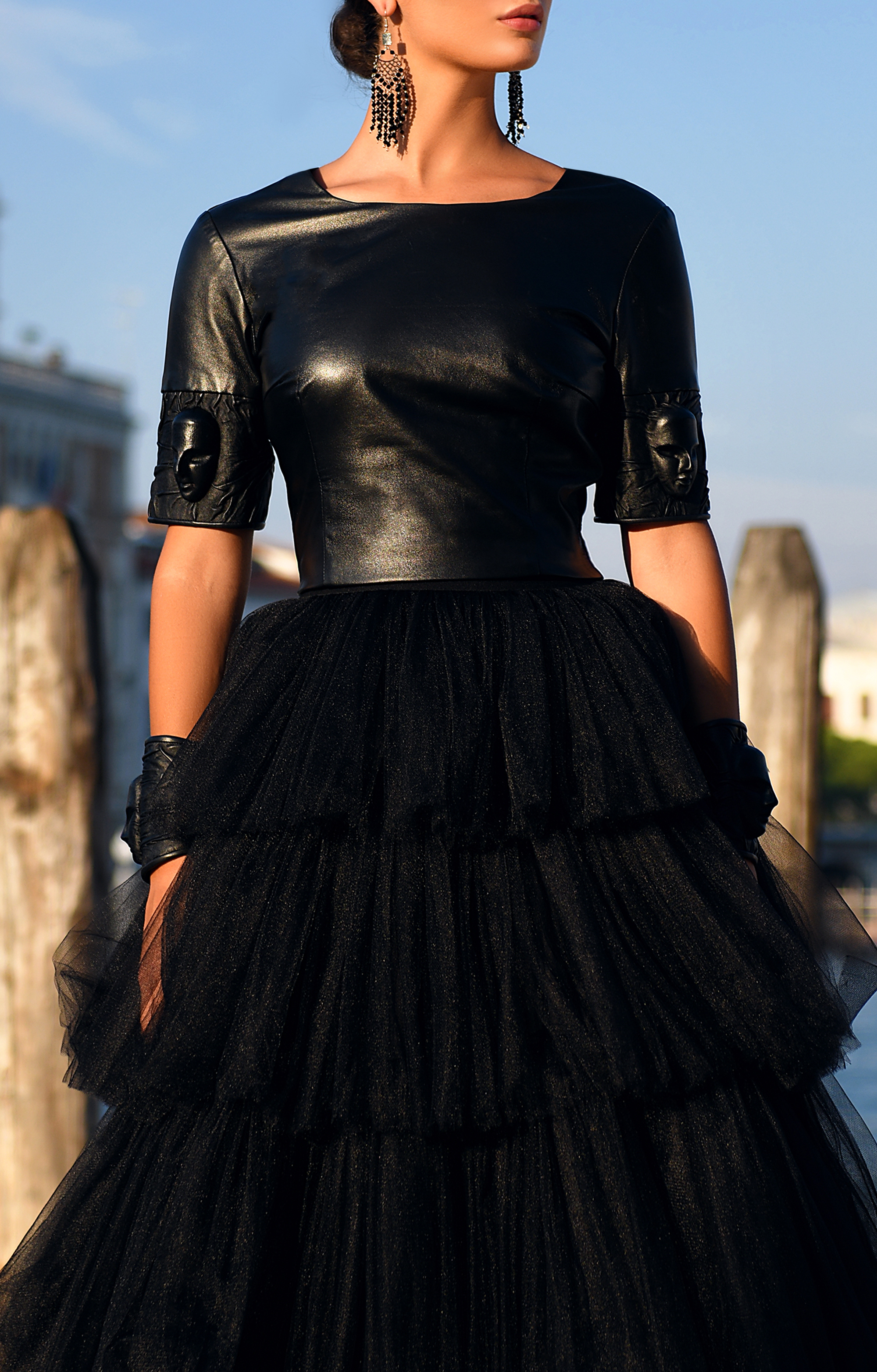 Leather dress with Sleeves "Face"